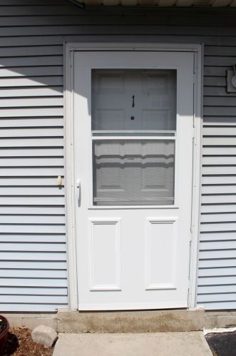 573 Slinger Rd, Slinger WI 53086-9409 exterior