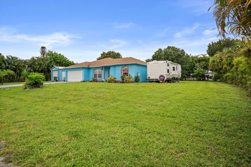 2556 Price Ct, Fort Pierce, FL 34984-5242