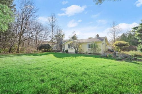 1435 Huntington Tpke, Bridgeport, CT 06611-5341