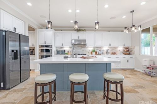 13 Via Niccolo Ct, Lake Elsinore CA  92532-0147 exterior