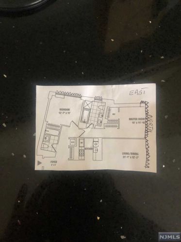 911 Hudson Park, Edgewater NJ  07020-1528 exterior