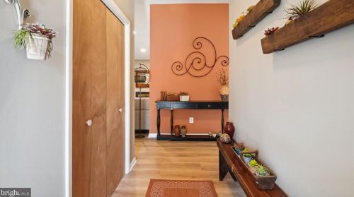 1512 Sadlers Wells Dr, Herndon VA  20170-2838 exterior