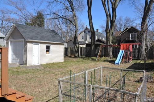 107 Cambridge Ave, Englewood NJ  07631-1707 exterior