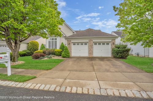 55 Shoal Rd, Jackson Twp, NJ 08527-4024