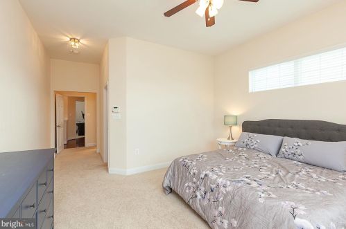 264 Burberry Ln, Charles Town WV  25414-5621 exterior