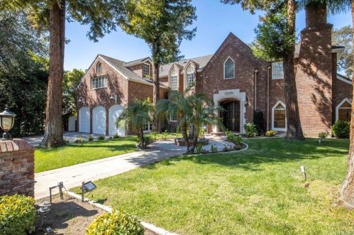4363 Beulah Dr, La Canada, CA 91011-3322