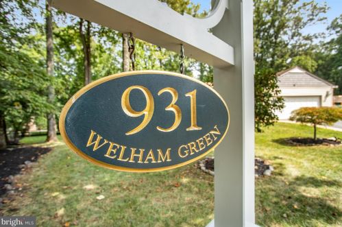 931 Welham Green Rd, Great Falls, VA 22066-1517