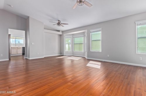 21217 30th Ave, Phoenix, AZ 85027-2373