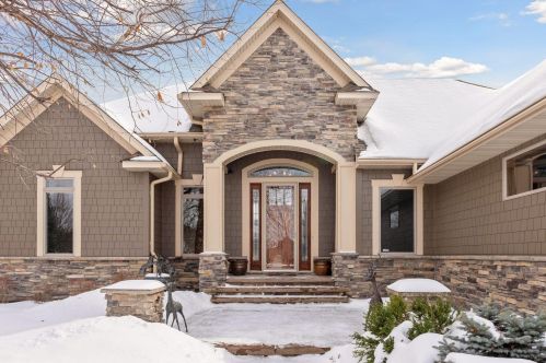 3046 Aspen Lake Dr, Minneapolis, MN 55449-7517