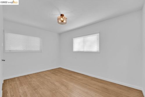 16032 Via Descanso, San Lorenzo CA  94580-2412 exterior