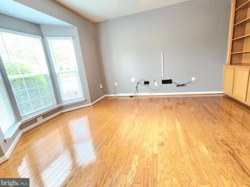 424 Prospect Hill Blvd, Charles Town WV  25414-5498 exterior