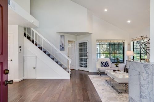 2851 Buena Crest Ct, San Jose CA  95121-2956 exterior