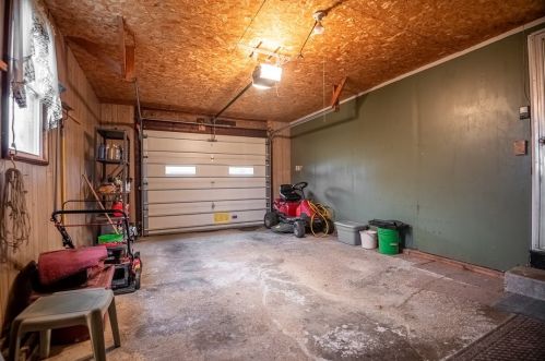 780 Donna Dr, Hermitage PA  16148-2938 exterior