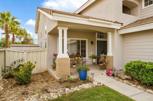 29416 Sunharbor Ct, Lake Elsinore CA  92530-7225 exterior