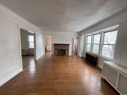 26 Devonia Ave, Mount Vernon NY 10552-1007 exterior