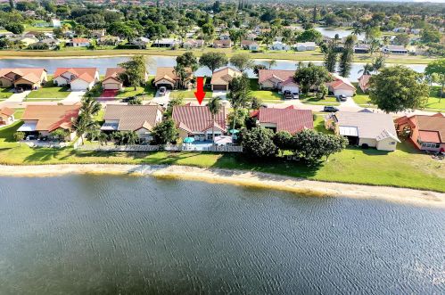 5213 Brian Blvd, Boynton Beach, FL 33472-1265