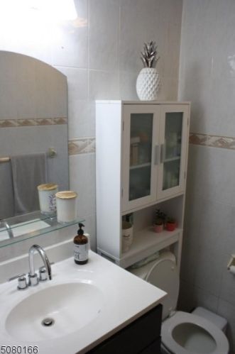 127 Newby Ave, West Paterson NJ  07424-2824 exterior