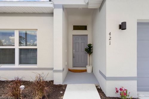127 13th Ave, Cape Coral, FL 33909-2611