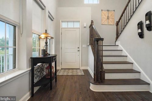 2964 Sheffield Dr, Easton, PA 18040-8636