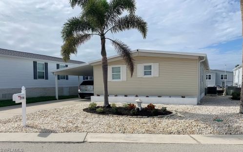 17750 Eglantine Ln, Fort Myers Beach, FL 33931-7135