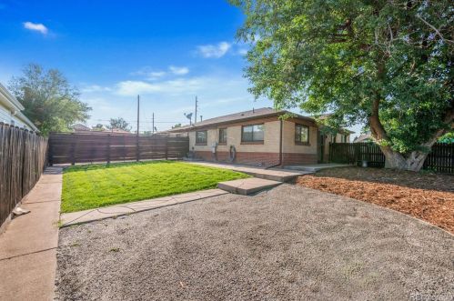 2000 Elk Pl, Denver CO  80211-1228 exterior