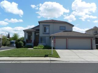 1275 Bluff Dr, Roseville, CA 95678-1155