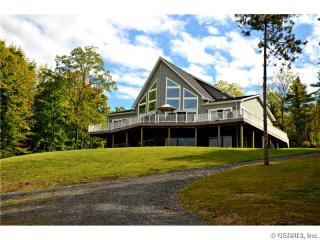 8950 Marilyn Dr, Lodi, NY 14860-9686