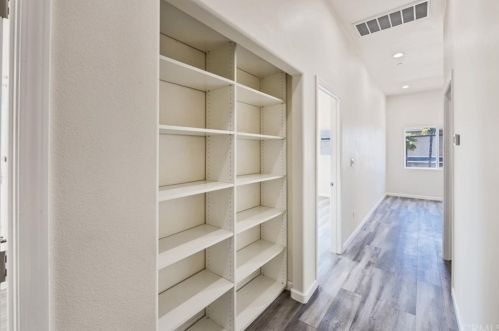 9561 Ramona St, Bellflower CA  90706-6539 exterior