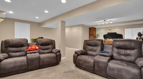 657 Riddler Ridge Dr, Blacklick OH  43004-7158 exterior