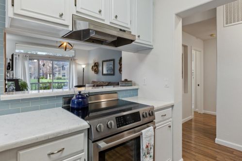 220 Amesport Lndg, Princeton By The Sea CA  94019-1969 exterior