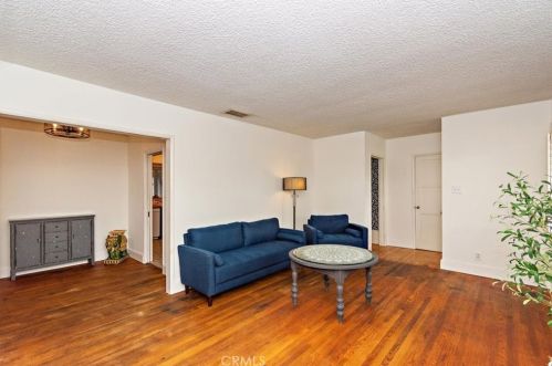 802 J St, Ontario CA  91762-2233 exterior