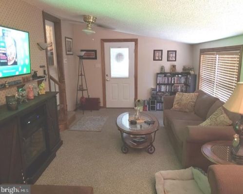 128 Bergen St, Gloucester NJ  08031-2702 exterior