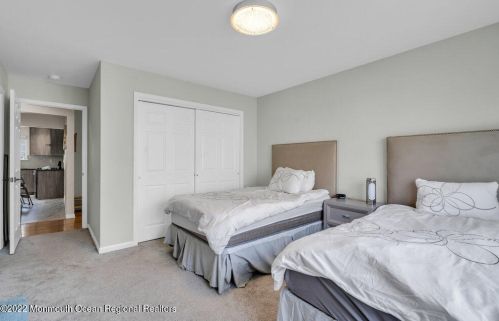 26 Casco Ct, Lakewood NJ  08701-5779 exterior