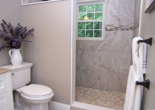 10 Ridgewood St, Elwood NY  11731-1614 exterior