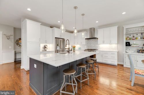 7413 Bethune St, Falls Church VA  22043-1316 exterior