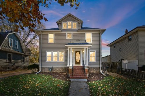 909 Howard St, Green Bay, WI 54303-1651