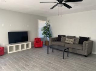 500 Martin Luther King Jr Cir, Athens, TX 75751-4348