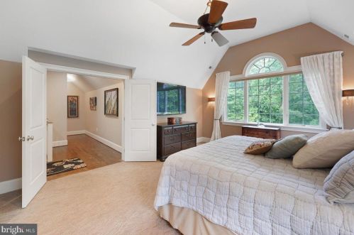 238 Valley Ridge Rd, Haverford PA  19041-2029 exterior