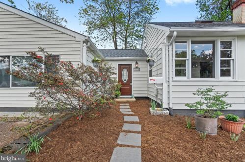 124 Beauregard St, Fredericksburg, VA 22408-4109