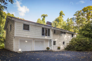 28 Seven Bridges Rd, Chappaqua, NY 10514-1502