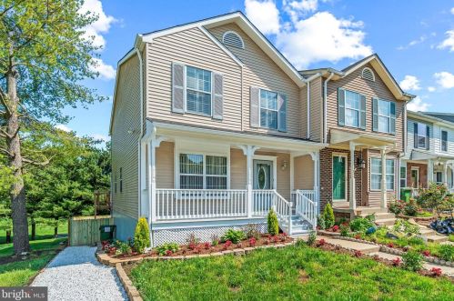 15206 Cloverdale Rd, Woodbridge, VA 22193-1604