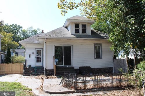 50 Watkins Ave, West Deptford NJ  08096-1236 exterior