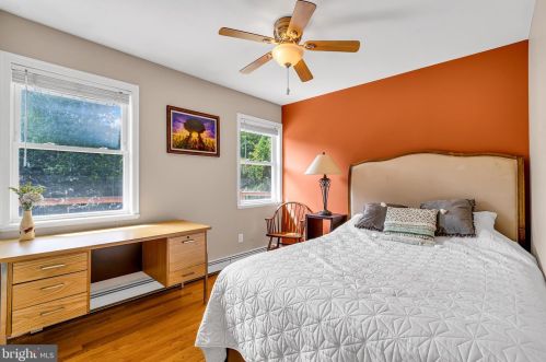 16 Bayberry Rd, Princeton NJ  08540-7417 exterior