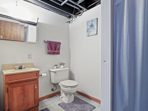 9106 Wescott Rd, Kewaskum WI  53040-9716 exterior