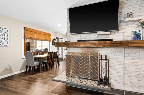 4230 Dodge St, Duluth MN  55804-1448 exterior