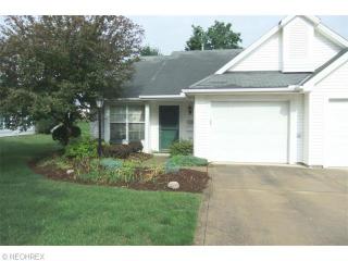 1098 Lake Meadow Ln, Brunswick, OH 44212-5300
