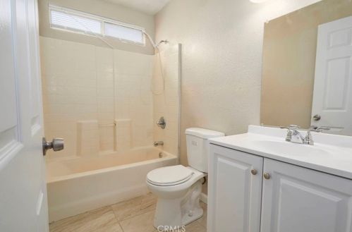 15144 Las Piedras Dr, Victorville CA  92395-3628 exterior