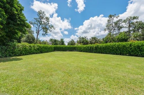 2216 Buckingham Ln, Naples FL  34112-5415 exterior