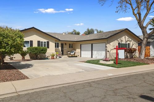 613 Mayflower St, Modesto CA  95356-1411 exterior