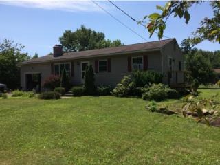 169 Belair Dr, Colchester, VT 05446-6548